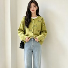 批发森系花朵刺绣毛衣女2026秋季深灰色<b class='q'>圆领</b><b class='q'>开衫</b>宽松显瘦<b class='q'>针织</b>衫