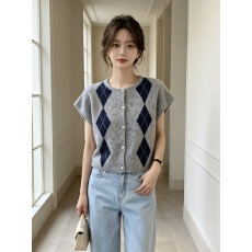 批发<b class='q'>韩国</b>东大门温柔可爱甜美短袖针织毛衣复古菱形开衫