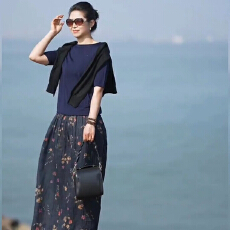 批发素韵订制女装原创品牌旗舰店印花半身裙套装针织衫上衣气质两件套