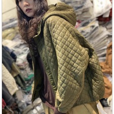 批发2025秋冬新款文艺大码菱格连帽女宽松休闲夹丝棉衣<b class='q'>薄</b>外套