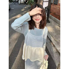 批发2026新款韩系高级感小个子独特漂亮<b class='q'>宽松</b>蓝色打底衫吊带两件套女秋