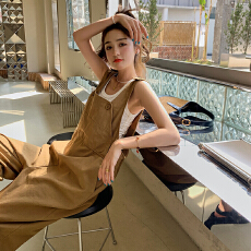 批发时尚卡其色<b class='q'>背带裤</b>女春夏薄款2026新款学生减龄休闲裤连体裤套装