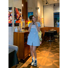 批发南一梦UXEIS夏日多巴胺工装背带裤女夏季宽松甜酷风直筒连体短裤