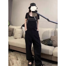 批发港风复古<b class='q'>背带裤</b>女2025新款网红炸街设计感连衣裤美式工装休闲裤子