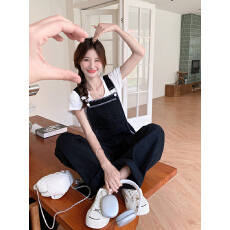 批发设计感黑色工装<b class='q'>牛仔</b><b class='q'>背带裤</b>女夏季2026新款休闲显瘦直筒长款连体裤