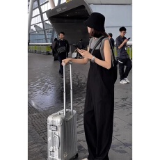 批发黑色吊带阔腿裤子女夏款茶系穿搭配减龄时尚洋气<b class='q'>背带裤</b>