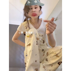 批发多巴胺小熊卡通印花牛仔<b class='q'>背带裤</b>女2026春季新款宽松显瘦阔腿连体裤