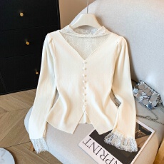 批发实拍设计感<b class='q'>蕾丝</b>拼接打底秋冬高级感气质甜美减龄针织衫上衣女