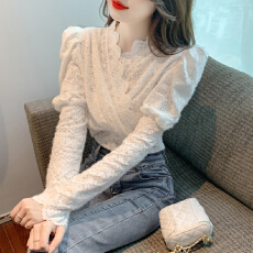 批发<b class='q'>实拍</b>2026春季韩版打底衫女保暖泡泡袖洋气内搭蕾丝上衣蕾丝衫