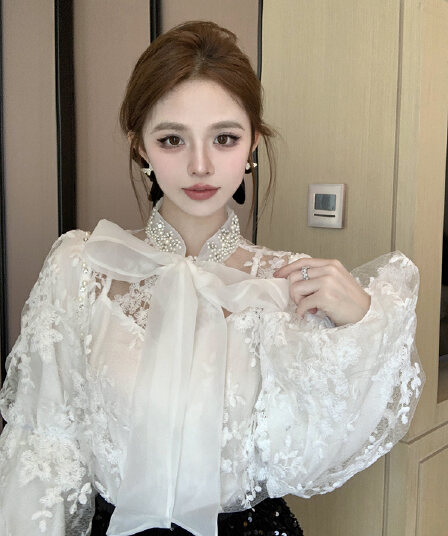 실사 봄 슈퍼 요정 나비 넥타이 거품 소매 무거운 작업 레이스 망사 자수 홀로우 아웃 투피스 세트 맨위