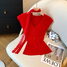 批发实拍2026夏季新款针织背心<b class='q'>女</b>外穿设计感小众无袖坎肩<b class='q'>开衫</b>上衣薄款