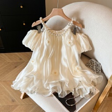 批发实拍温柔风纯欲性感露肩吊带<b class='q'>雪纺衫</b>立体钉花珍珠链超仙中长款上衣