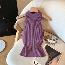 批发实拍韩里韩气纯欲风麻花无袖挂脖针织背心女时尚洋气无袖上衣