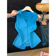 批发实拍夏季韩版气质纯色Polo领无袖排扣开叉针织背心上衣女