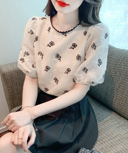 실사 2026 새로운 새로운 중식 셔츠 봄 여름 레트로 레이스 셔츠 거품 소매 쉬폰 여성