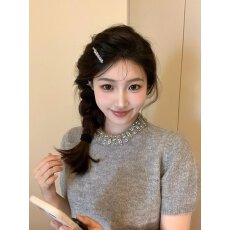 批发韩系灰色圆领带钻短袖毛衣女夏季宽松百搭甜美小个子针织衫上衣