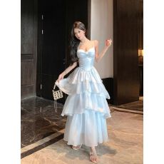 批发法式蓝色光泽感吊带蛋糕<b class='q'>连衣裙</b>女生日礼服裙收腰显瘦海边度假长裙