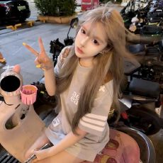 批发刺绣+印花+内里铺布纯棉220克精梳紧密短袖t恤女