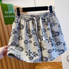 原版面料 特大码200斤高级感花卉显瘦个性阔腿短裤子