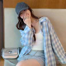 批发韩系休闲设计感长袖蓝色<b class='q'>格子衬衫</b>女春季新款宽松百搭休闲防晒衬衣