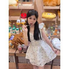 批发绝美甜辣妹飞飞袖吊带<b class='q'>连衣裙</b>仙女夏季海边度假风小个子显瘦蓬蓬裙