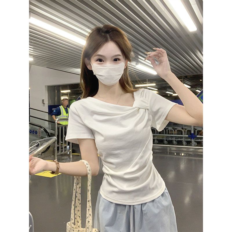작은 키 홍콩 느낌 매듭 디자인 불규칙 반팔 티셔츠 여성 여름 달콤함 주름 몸매 가꾸기 쇼트 스타일 맨위