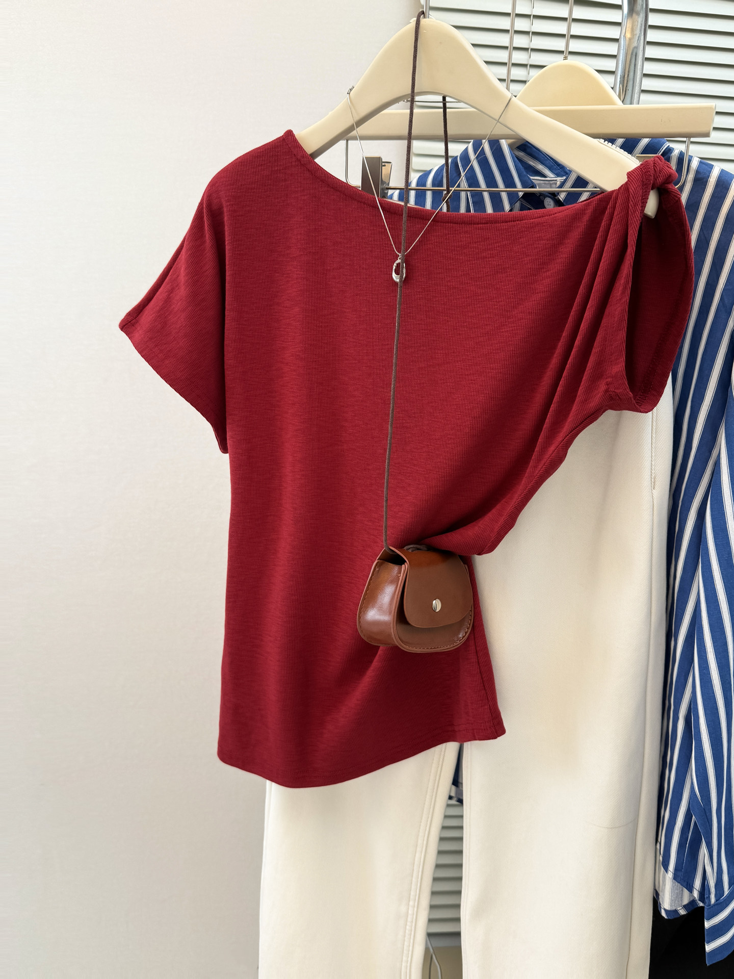 RY3813# 实拍纯棉罗纹纯欲性感斜肩露肩短袖T恤女夏季修身韩版辣妹上衣