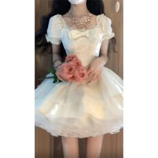 批发蝴蝶结提花<b class='q'>欧根纱</b>仙女感连衣裙女夏季新款在逃公主蓬蓬短裙子