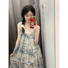 批发法式流行吊带<b class='q'>连衣裙</b>子女装夏季小个子高级感气质2026新品女A<b class='q'>字</b>裙