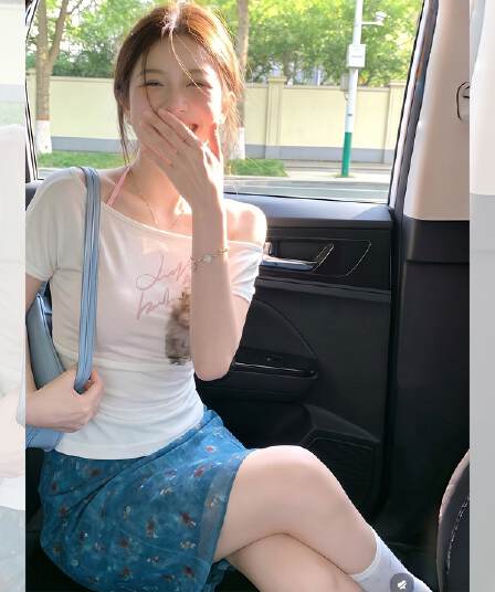 300 그램 사람들 면 92 접착제 8 암모니아 Lun 비스듬한 어깨 투피스 세트 고양이 프린트 반팔 티셔츠 여성 여름 오프숄더 맨위