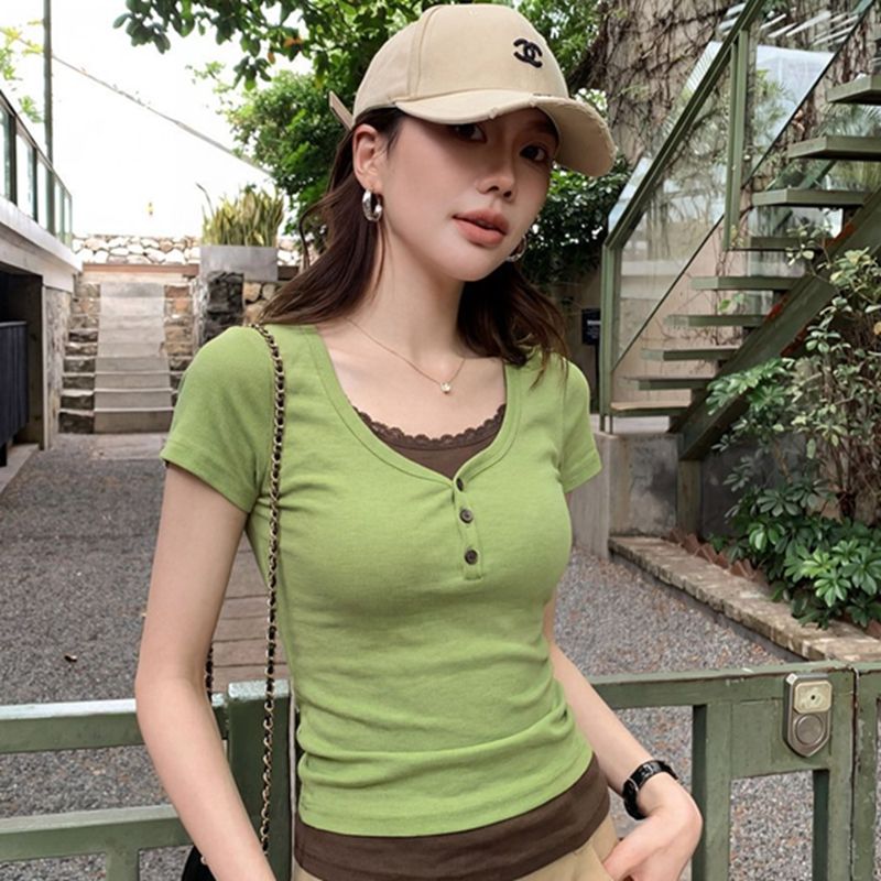 녹색 페이크 레이어드 긍정적 인 어깨 반팔 여성 여름 배색 패치워크 레이스 라운드 넥 티셔츠 몸매 가꾸기 슬림해 보이는 핫걸 맨위