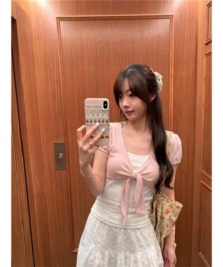 260 그램 1 1 인 면 한 부서 페이크 레이어드 V넥 도트 무늬 반팔 여름 비틀림 스트랩 긍정적 인 어깨 의류