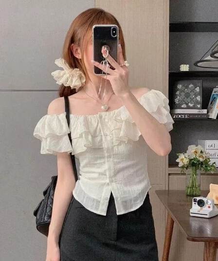 오프숄더 프릴 여성 셔츠 여름 프랑스식 빛 요리 한 디자인 센스 작은 대중 셔츠 오프숄더 쇼트 스타일 아름다운 맨위