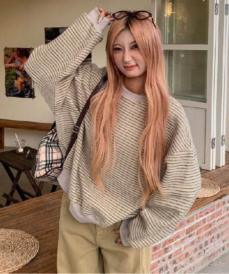 좋은 품질 광저우 원본 천 아니요 복합 내부 및 외부 원단 같은 2026 가을 원본 솜씨 후드티 여성