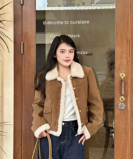 두꺼운 플리스 작은 폴로 칼라 재킷 패션 절묘한 작은 샤넬 스타일 쇼트 스타일 맨위 새로운 품격 고급 센스 가을 겨울철