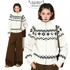 费尔岛白色拉链半高领毛衣外套女秋冬季宽松加厚针织开衫立领上衣