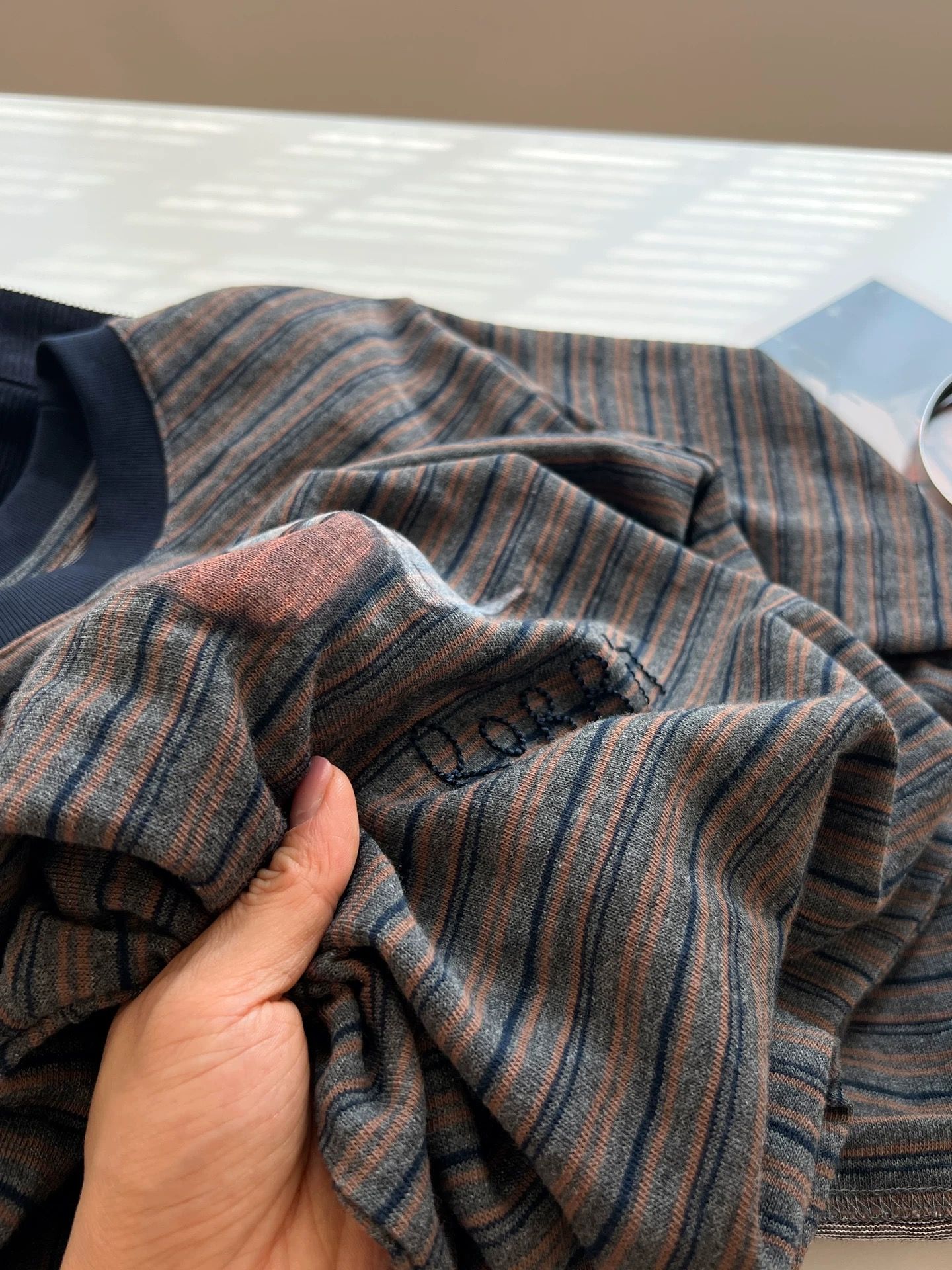 Women's Loose Long-Sleeve Striped T-Shirt - New 2025 Autumn/Winter Collection