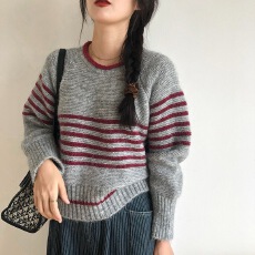 批发韩系圆领条纹复古套头<b class='q'>毛衣</b>女秋冬新款小个子设计感针织衫<b class='q'>羊绒</b>上衣