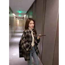 批发美式复古慵懒黑色磨毛格子衬衫外套女秋冬款宽松百搭<b class='q'>中长款</b>衬衣