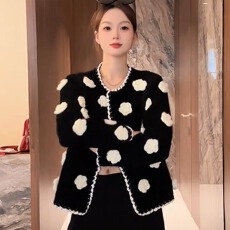 批发法式高级感水<b class='q'>貂绒</b>立体花朵针织开衫女春秋冬新款时尚宽松保暖<b class='q'>外套</b>