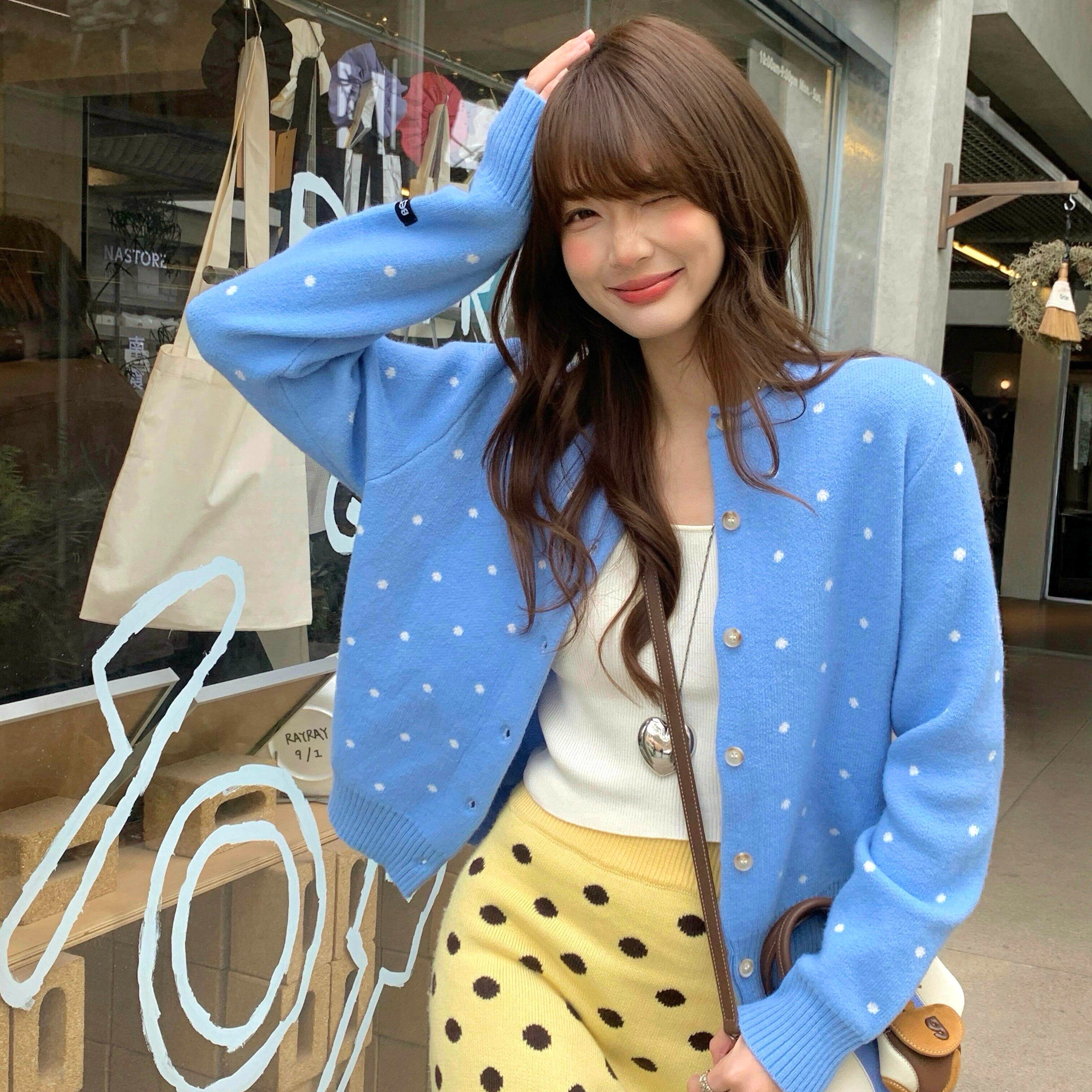 한 부서 레트로 도트 무늬 파란색 니트 오픈 가디건 여성 봄 느긋한 바람 다용도 슬림해 보이는 맨위