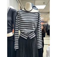 批发小众条纹撞色打底衫女冬季2025新款时尚韩系套头不规则开叉上衣潮