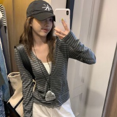 批发条 纹拉链连帽长袖上衣女秋季新款<b class='q'>薄</b>款修身<b class='q'>开衫</b>外套