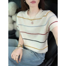 2026夏季绝美巨好看氛围感上衣杏色彩条纹圆领宽松针织短袖T恤女