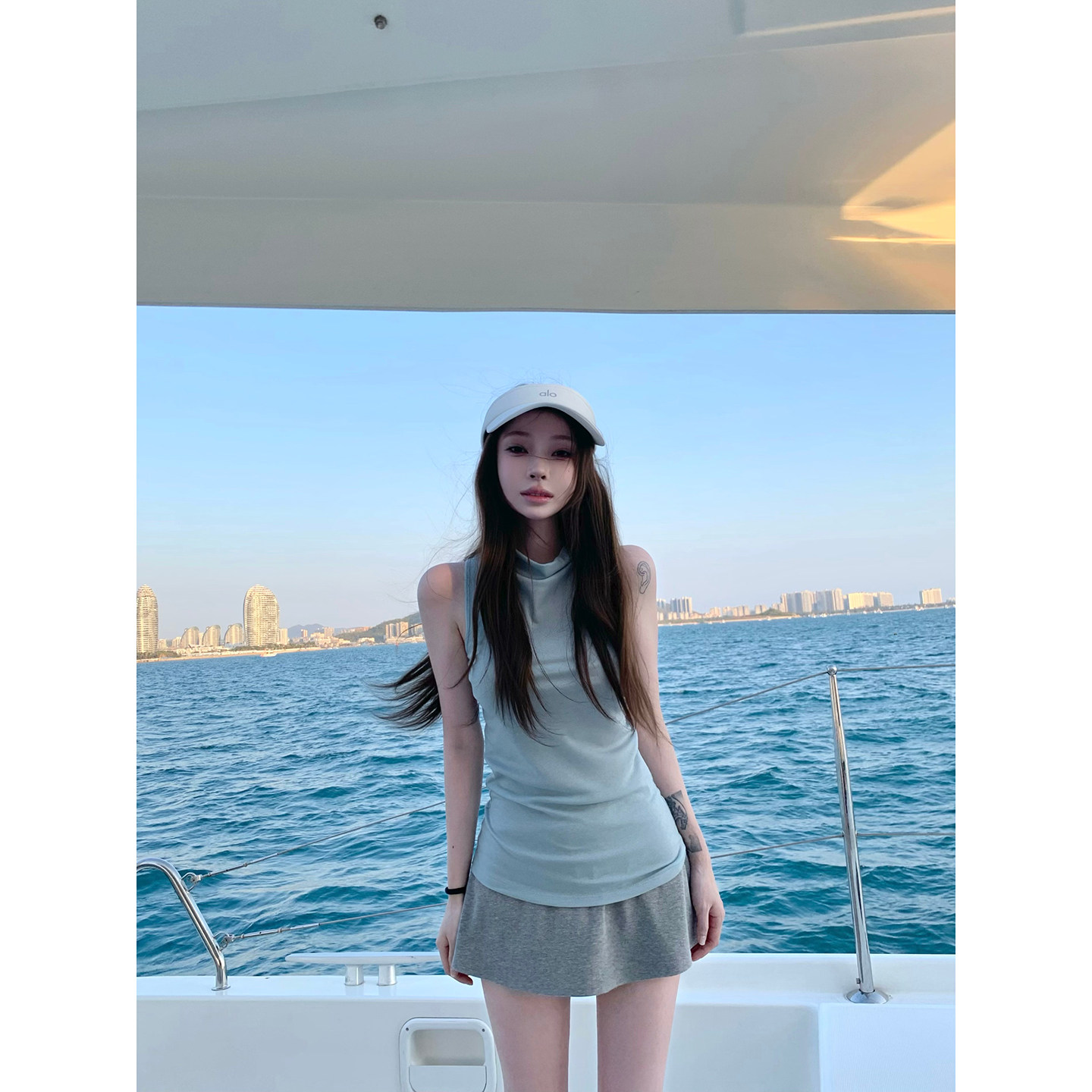 아메리칸 흔들다 칼라 민소매 맨위 여성 여름 핫걸 몸매 가꾸기 아름다움 뒤로 인사이드 가져 가라. 외출용 행침 목 캐미솔