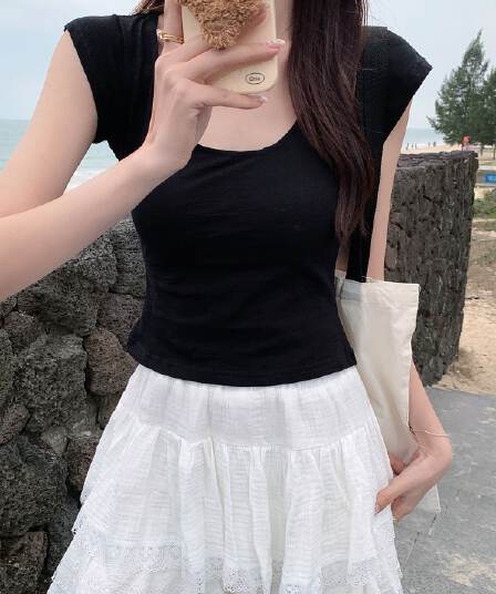 낮음 u 칼라 긍정적 인 어깨 핑크색 반팔 티셔츠 여성 여름 달콤한 매운맛 순수한 욕망 바람 외국 가스 몸매 가꾸기 슬림해 보이는 만나는 작은 셔츠 맨위