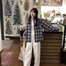 批发格子<b class='q'>衬衫</b>外套女2024春秋款宽松慵懒<b class='q'>情侣</b><b class='q'>款</b>休闲<b class='q'>长袖</b><b class='q'>衬衣</b>外搭ins潮