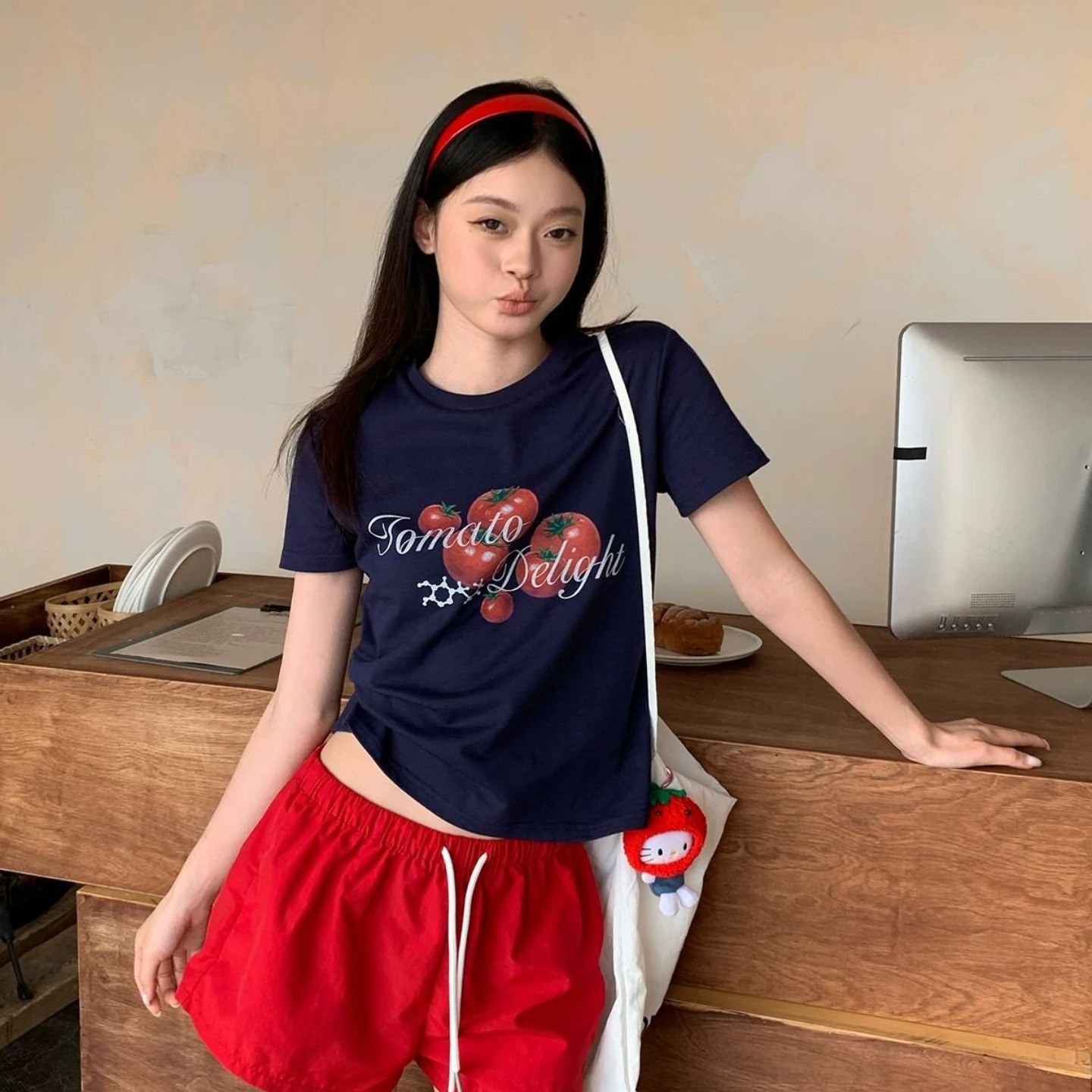 40 220 그램 빗질하다 92 면 8 암모니아 Lun 이후 패키지 칼라 몸매 가꾸기 슬림해 보이는 긍정적 인 어깨 반팔 티셔츠 여성
