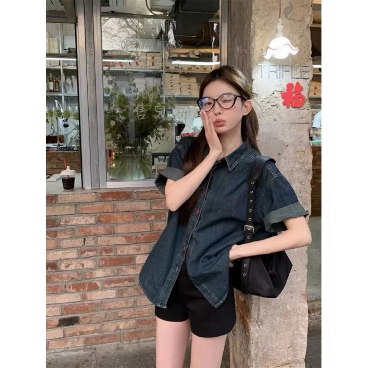 아메리칸 레트로 반팔 데님 여성 셔츠 여름 얇은 스타일 루즈핏 슬림해 보이는 캐주얼 작은 키 루즈핏 느긋한 맨위