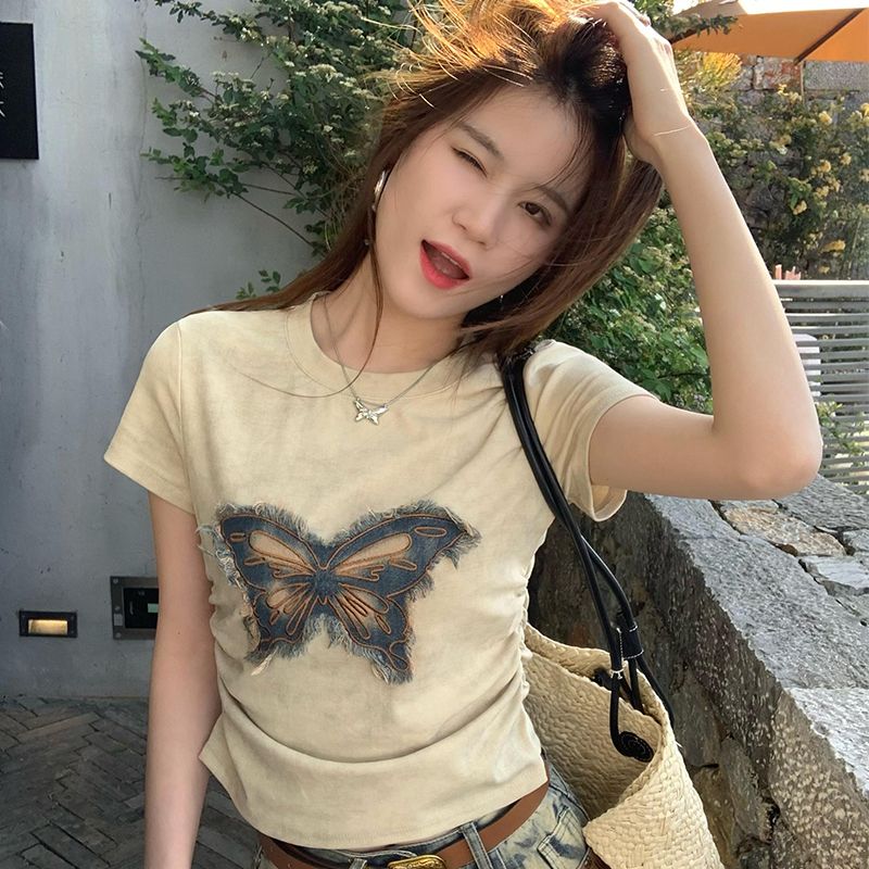 홀치기 염색 나비 매듭 긍정적 인 어깨 반팔 티셔츠 여성 여름 여름 디자인 센스 작은 대중 꼬집기 허리 몸매 가꾸기 동정 쇼트 스타일 맨위